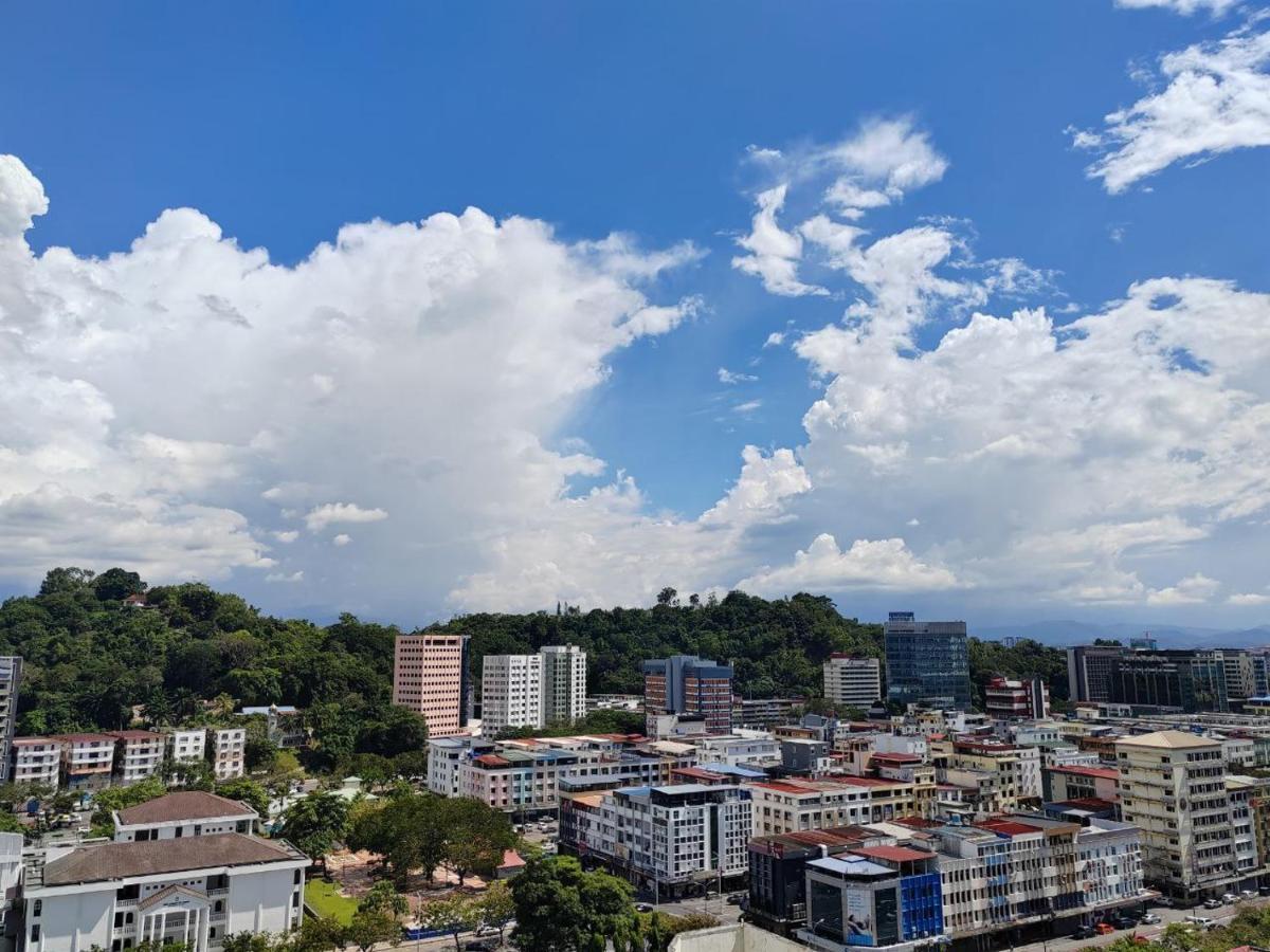 Cityview Studio Apartment At Kota Kinabalu City Centre Extérieur photo